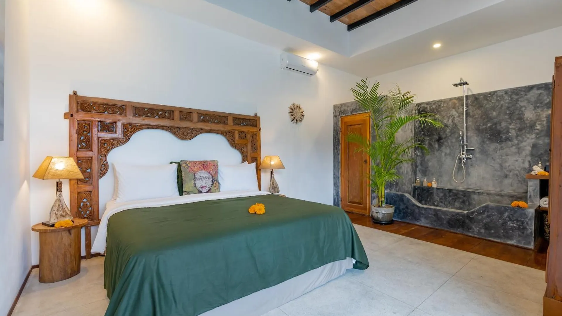 Villa Wamwui By Dreamawaybali Seminyak